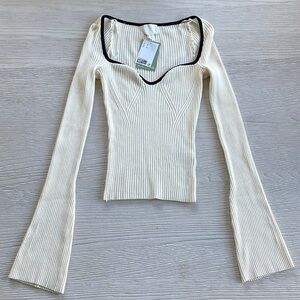 NWT H&M Long Sleeve Rib Knit with Bell Sleeves and Contrast Neckline